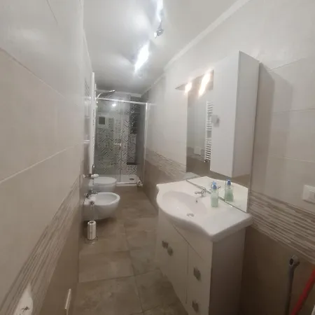 Apartman Trilocale Nel Centro Di Sampierdarena
